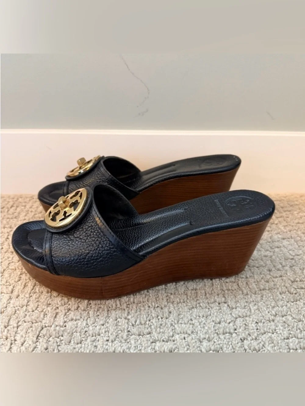 Black Leather Platform Slide Wedges with Gold TB Medallion - Picture 2 of 6